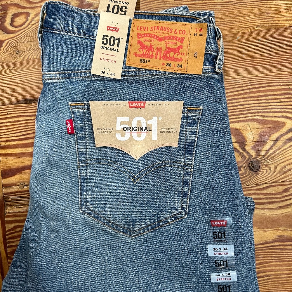 Levi’s 501  Original Signature Button Fly Stretch
